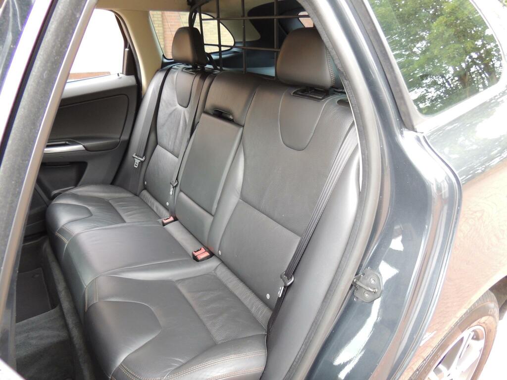 Volvo XC60 2.4 D5 Se Awd Grey #77