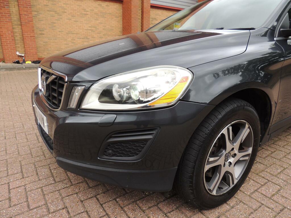 Volvo XC60 2.4 D5 Se Awd Grey #29