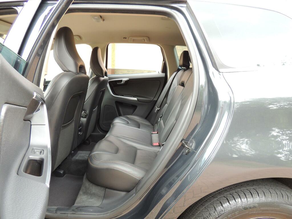 Volvo XC60 2.4 D5 Se Awd Grey #78