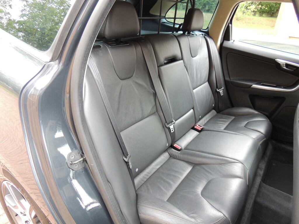 Volvo XC60 2.4 D5 Se Awd Grey #69