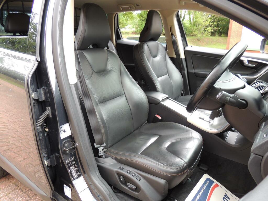 Volvo XC60 2.4 D5 Se Awd Grey #42