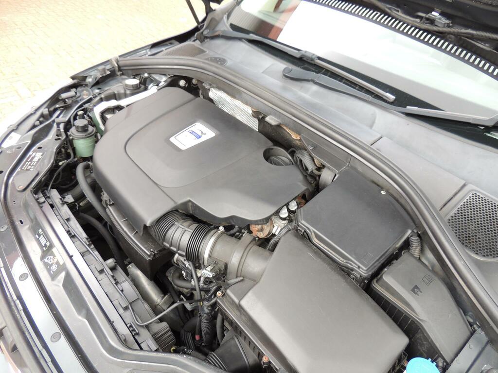 Volvo XC60 2.4 D5 Se Awd Grey #87