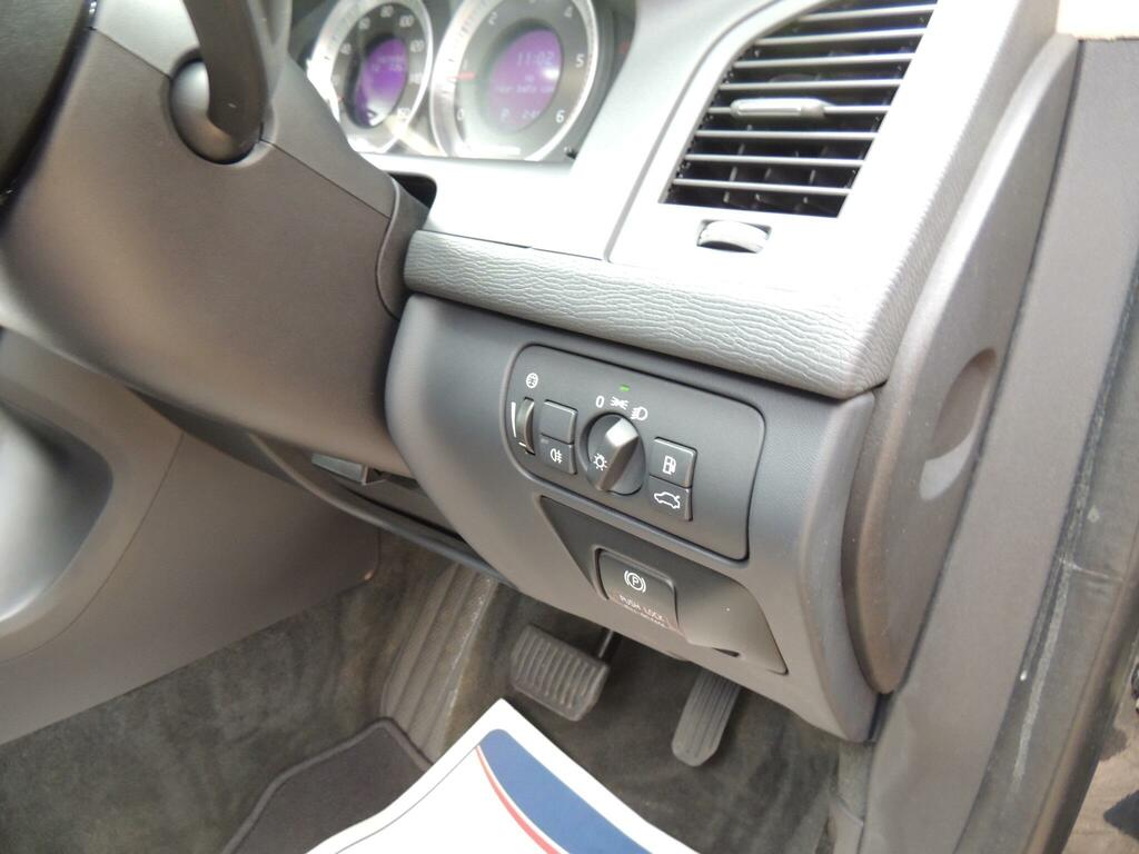 Volvo XC60 2.4 D5 Se Awd Grey #47