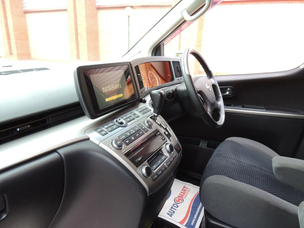 Nissan Elgrand 7 Seater High Silver #71