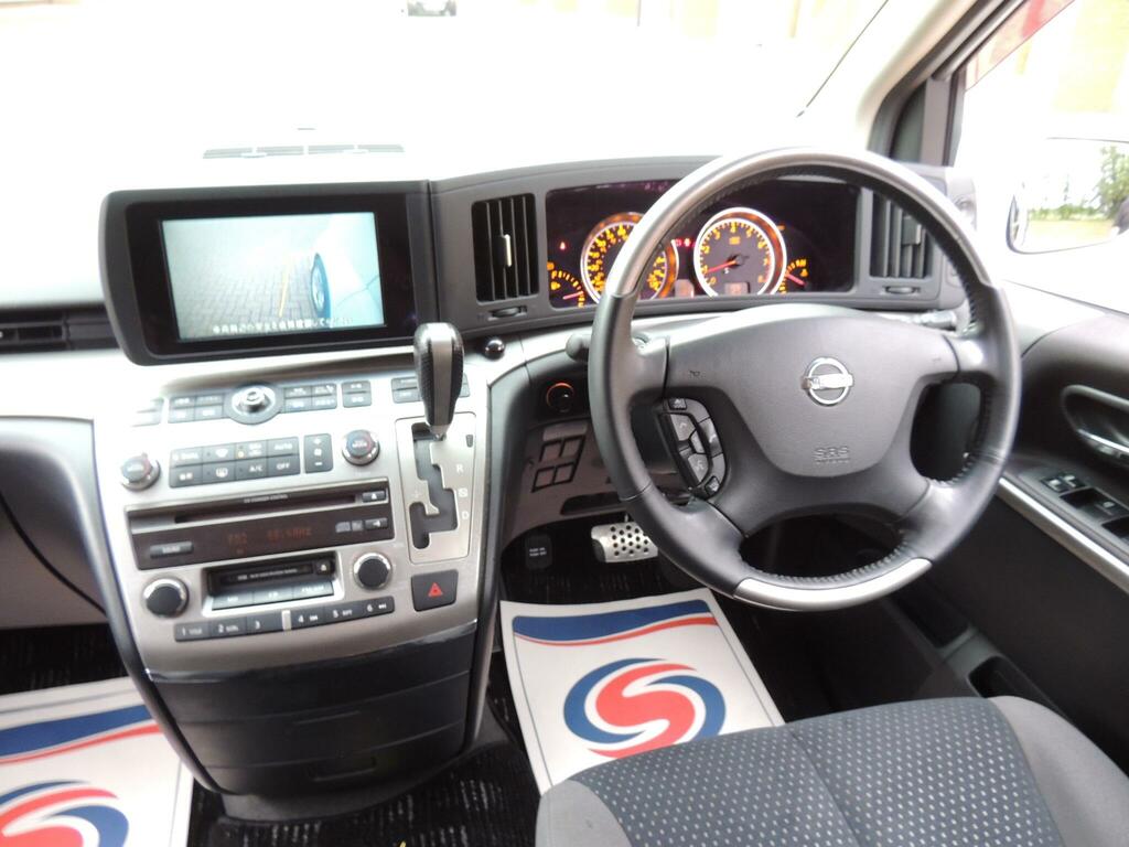 Nissan Elgrand 7 Seater High Silver #60