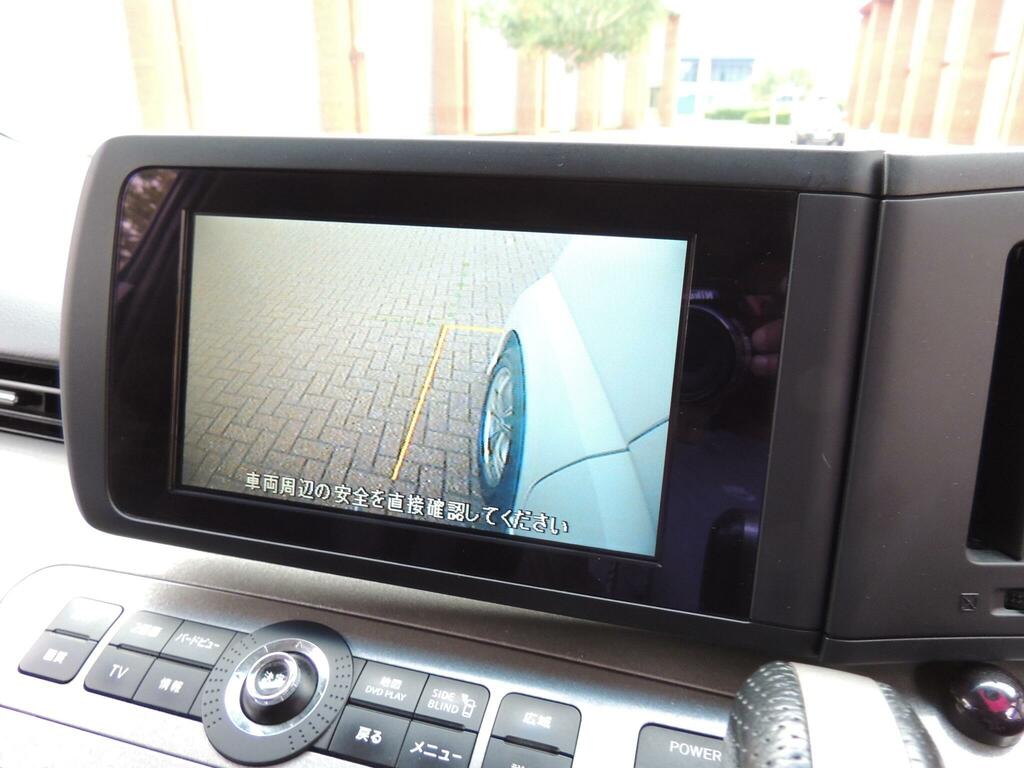Nissan Elgrand 7 Seater High Silver #53