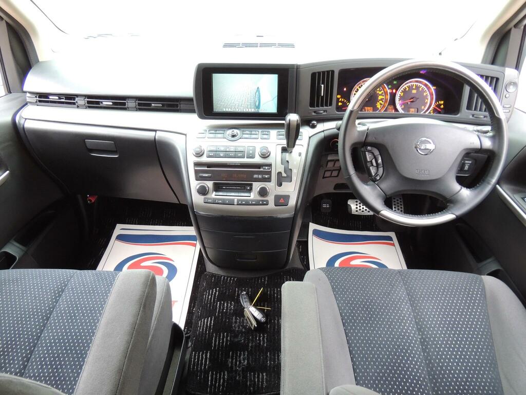 Nissan Elgrand 7 Seater High Silver #59