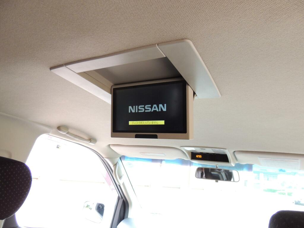 Nissan Elgrand 7 Seater High Silver #58