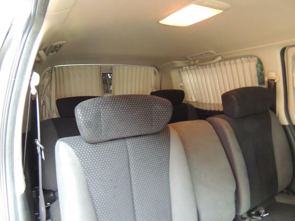 Nissan Elgrand 7 Seater High Silver #73