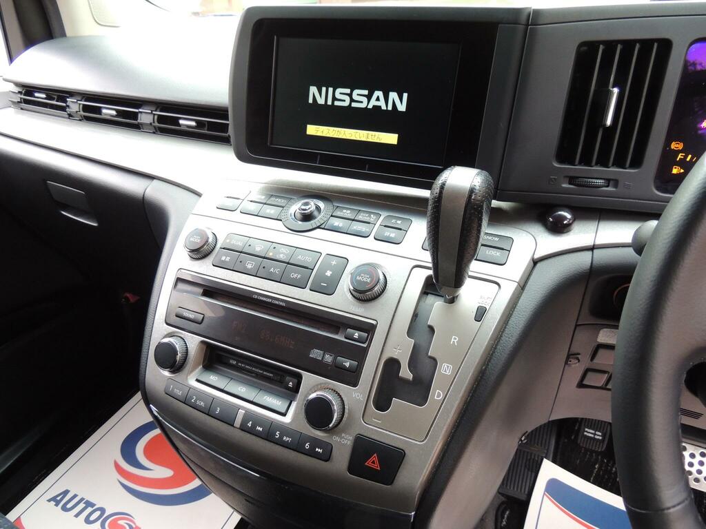Nissan Elgrand 7 Seater High Silver #51