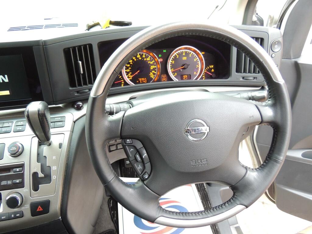Nissan Elgrand 7 Seater High Silver #48