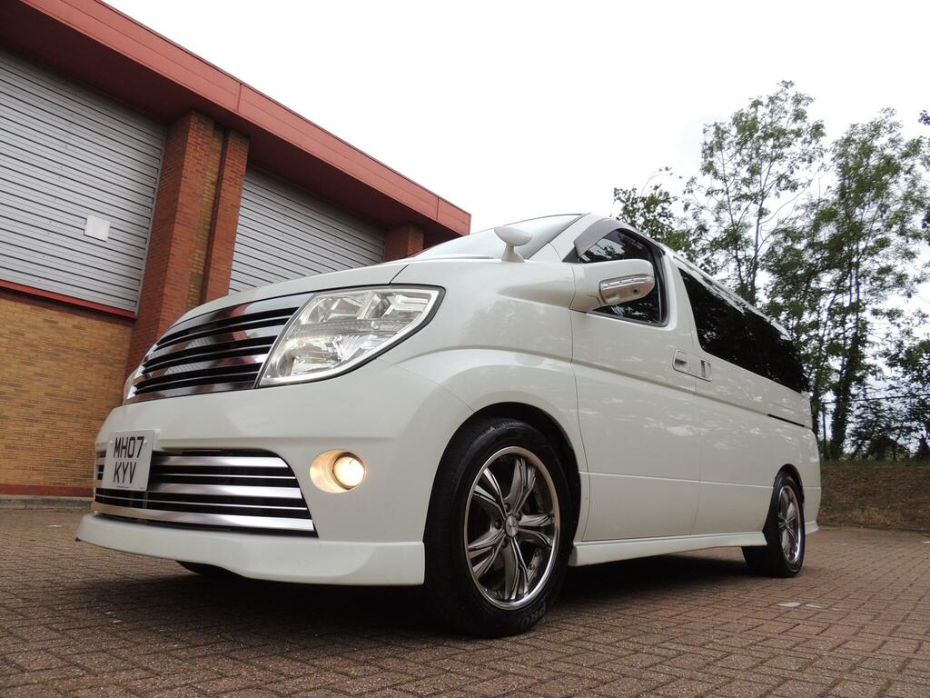 Nissan Elgrand 7 Seater High Silver #13