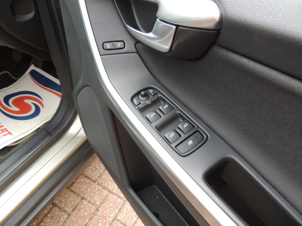 Volvo XC60 Suv Grey #41