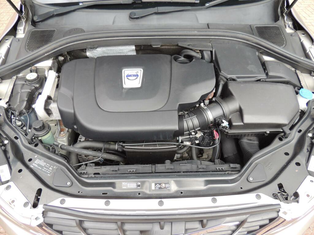 Volvo XC60 Suv Grey #76