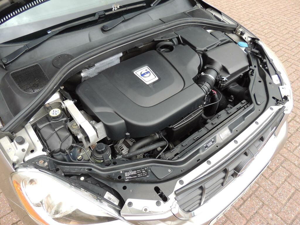 Volvo XC60 Suv Grey #75