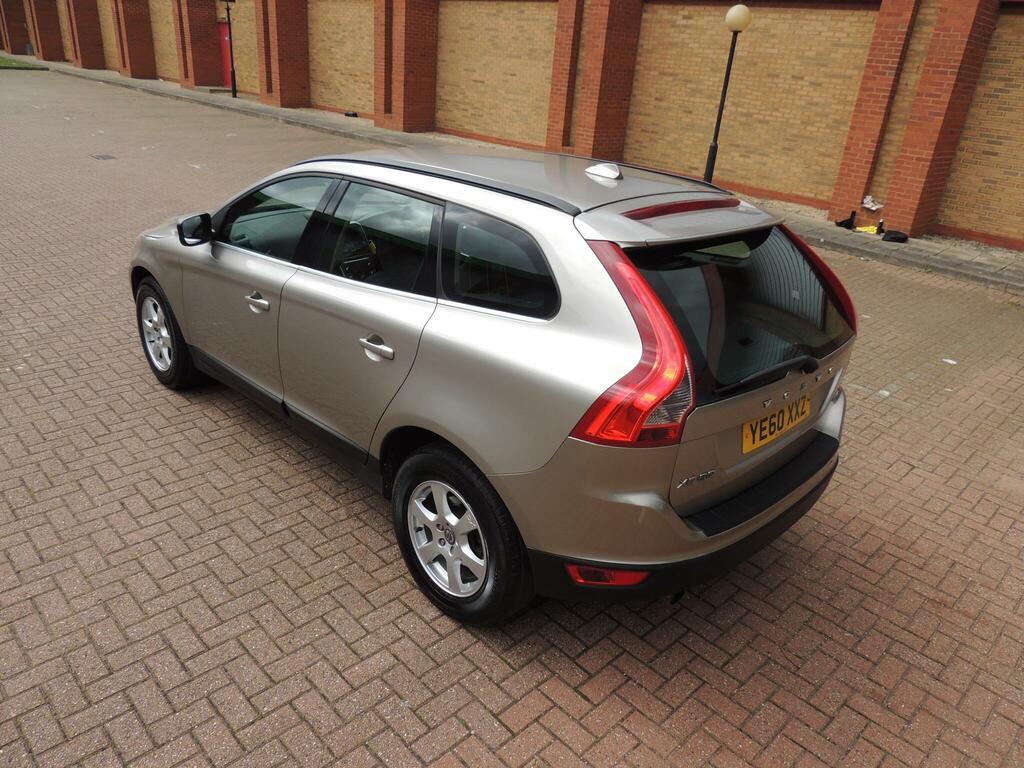 Volvo XC60 Suv Grey #25