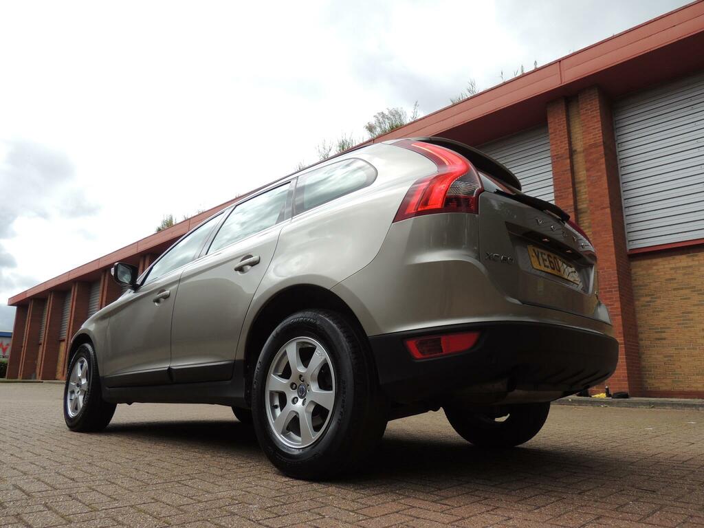 Volvo XC60 Suv Grey #26