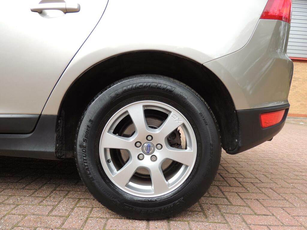 Volvo XC60 Suv Grey #27