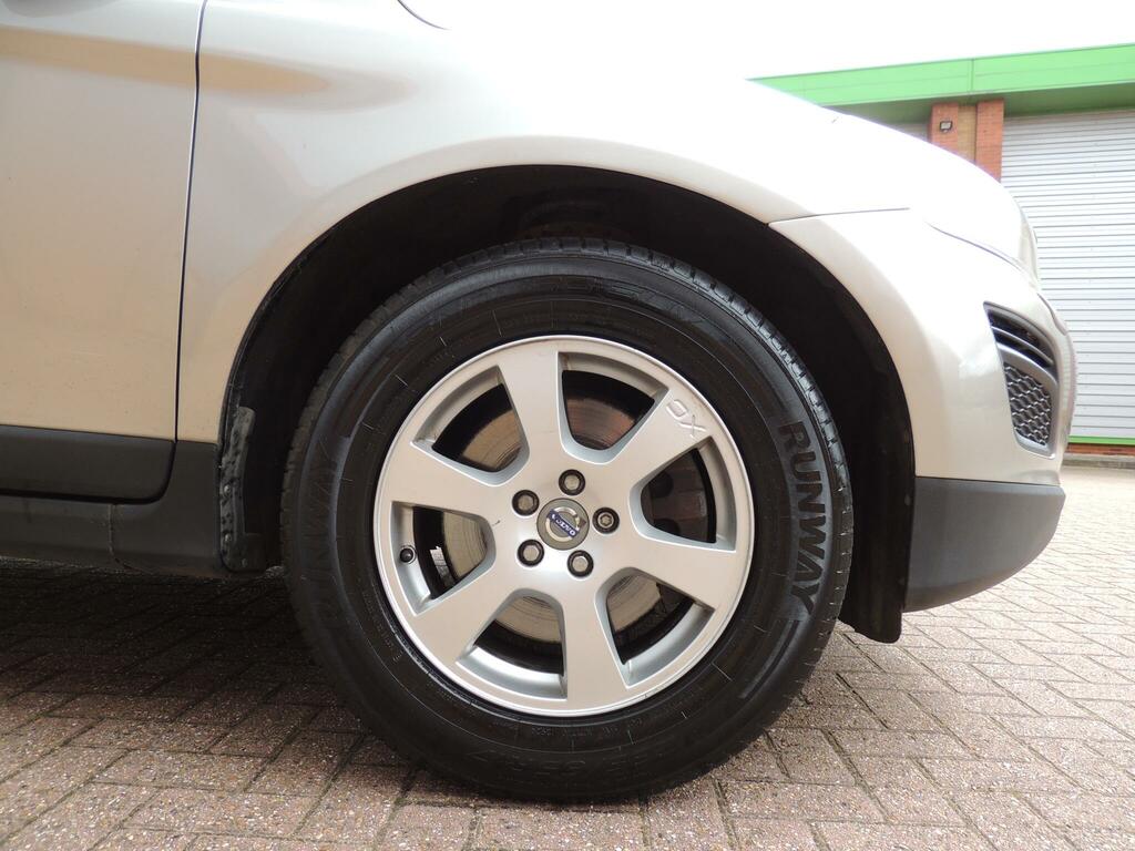 Volvo XC60 Suv Grey #33