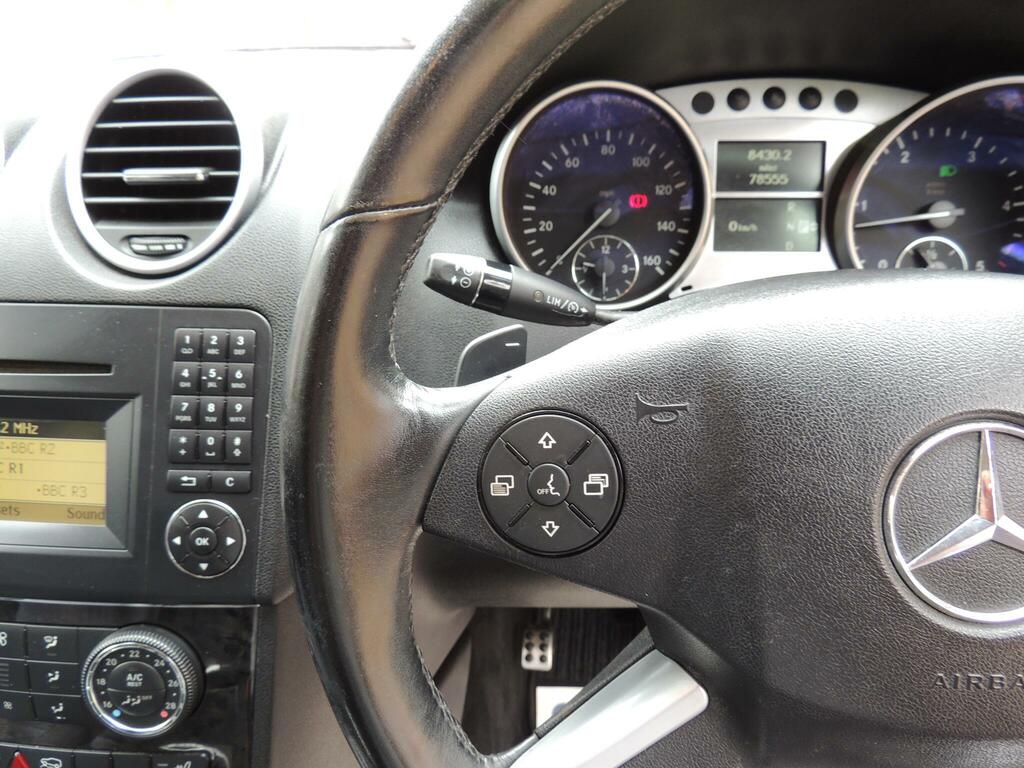 Mercedes-Benz M Class Se Blue #52