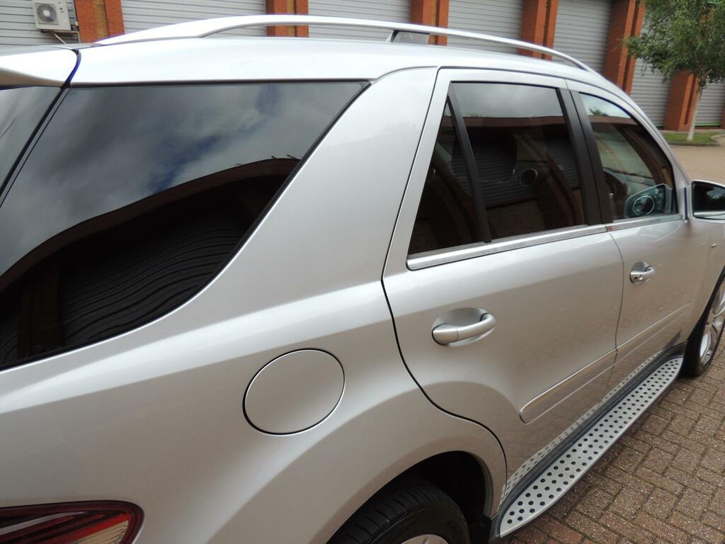 Mercedes-Benz M Class Se Blue #38