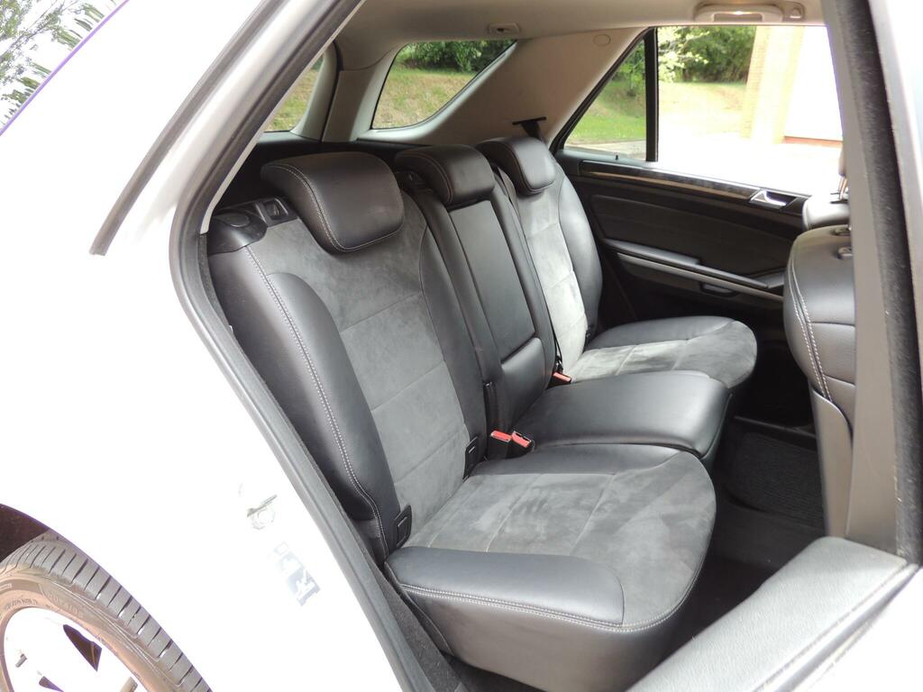 Mercedes-Benz M Class Se Blue #63