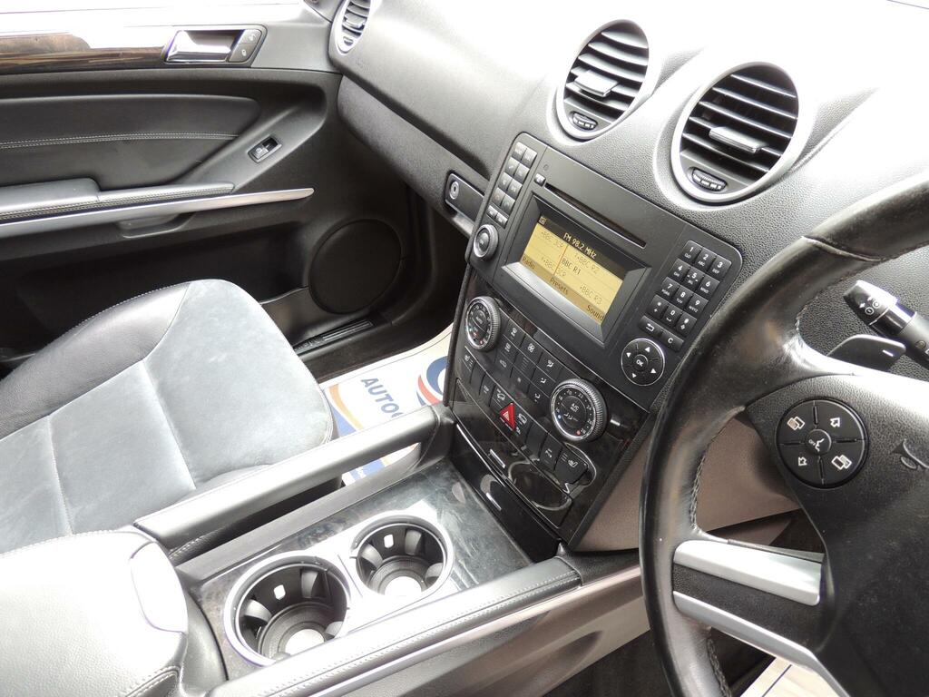 Mercedes-Benz M Class Se Blue #59