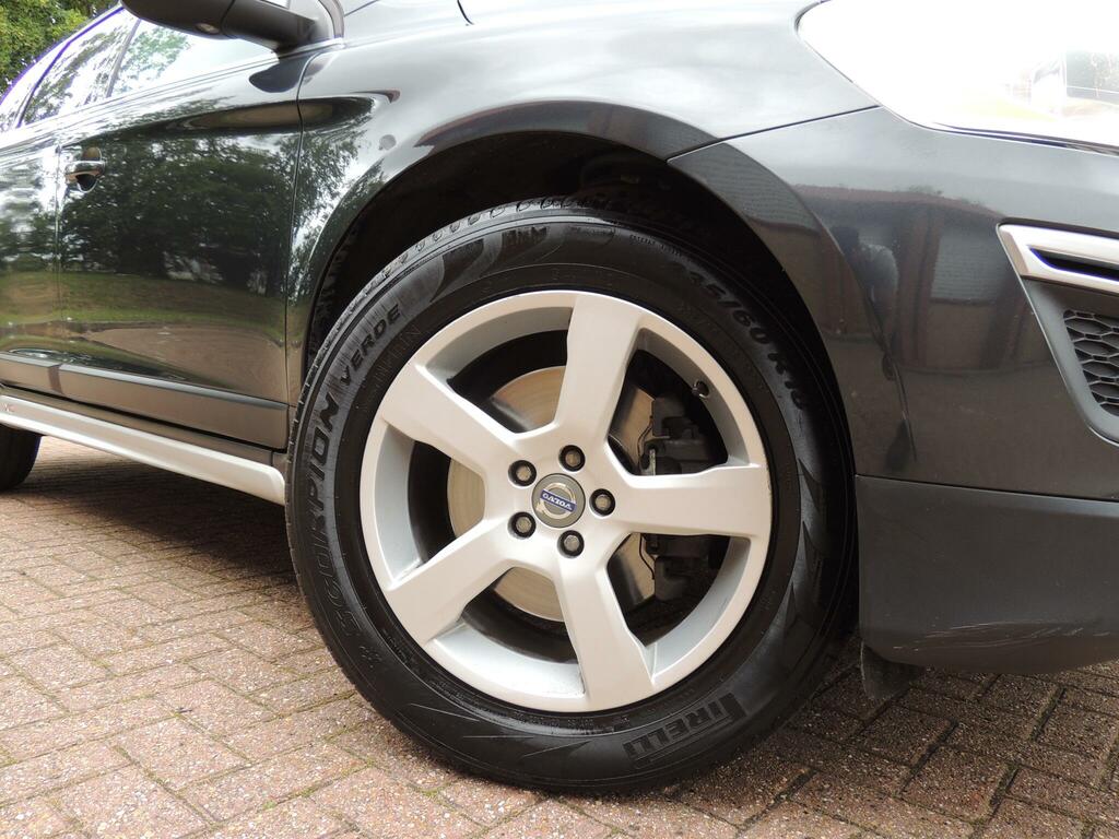 Volvo XC60 R-design Grey #5