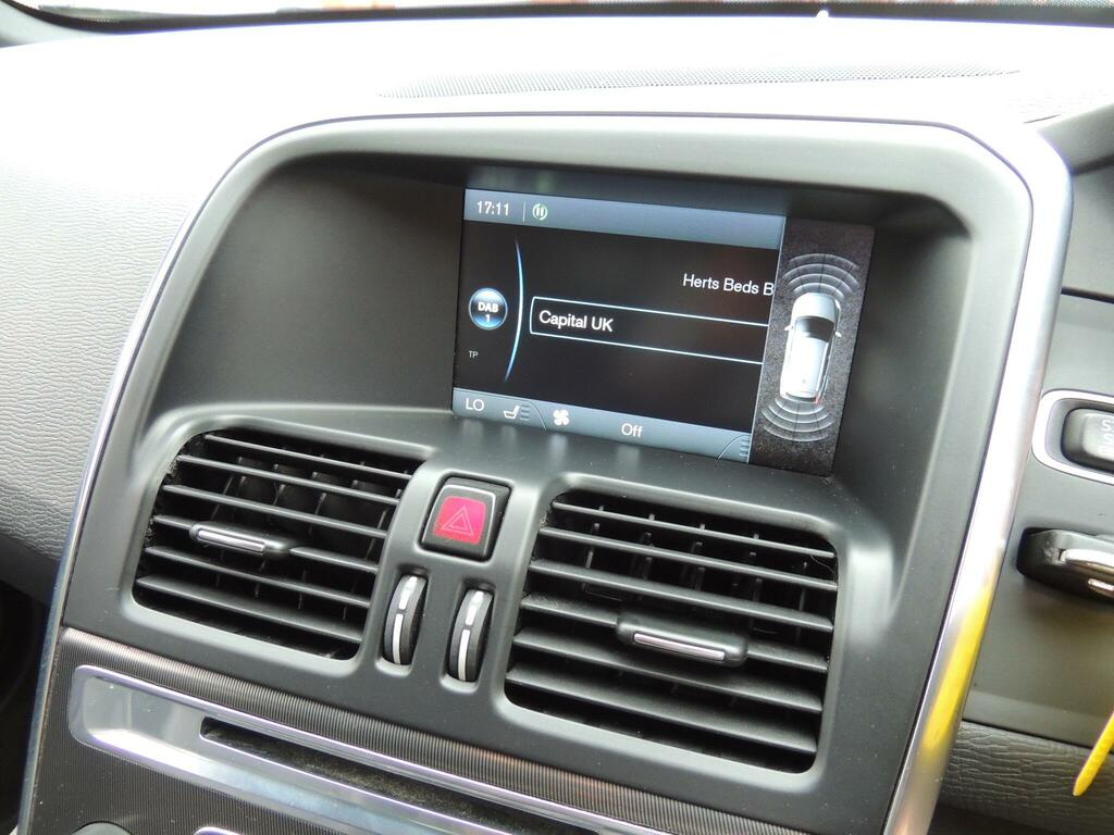 Volvo XC60 D4 Se Lux Black #65