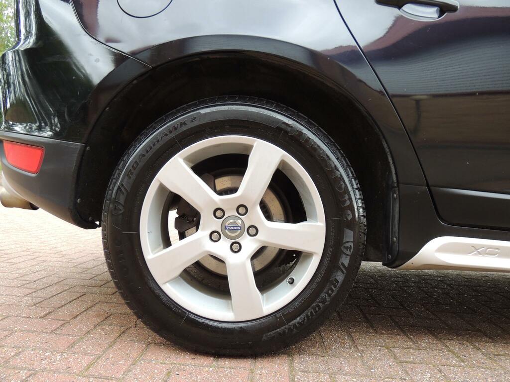 Volvo XC60 D4 Se Lux Black #39