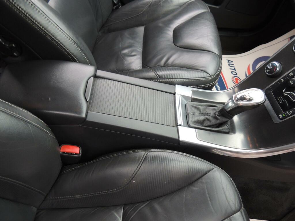 Volvo XC60 D4 Se Lux Black #70