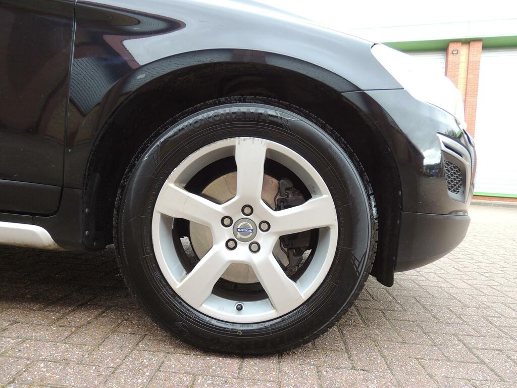 Volvo XC60 D4 Se Lux Black #36
