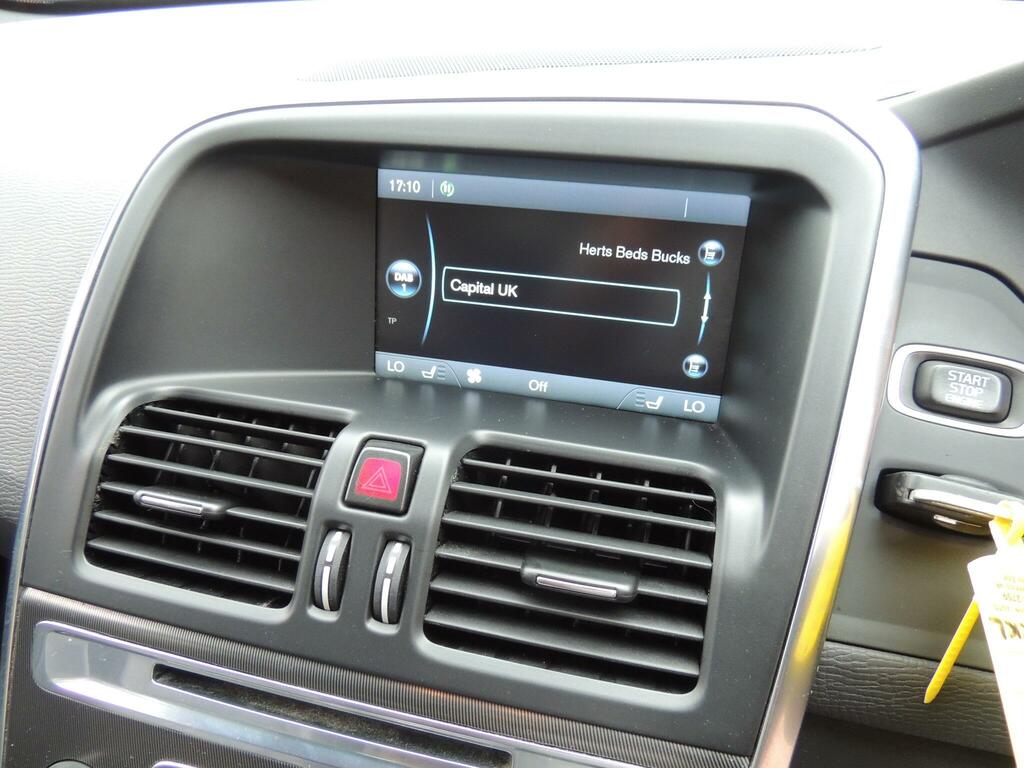 Volvo XC60 D4 Se Lux Black #59