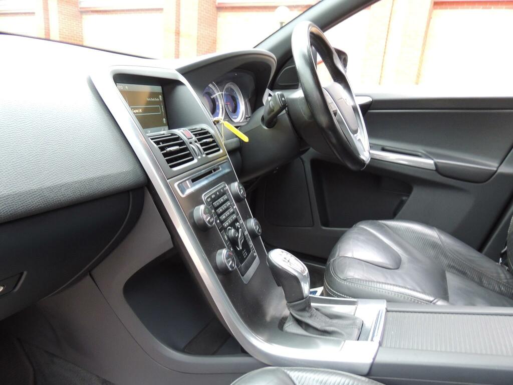 Volvo XC60 D4 Se Lux Black #86
