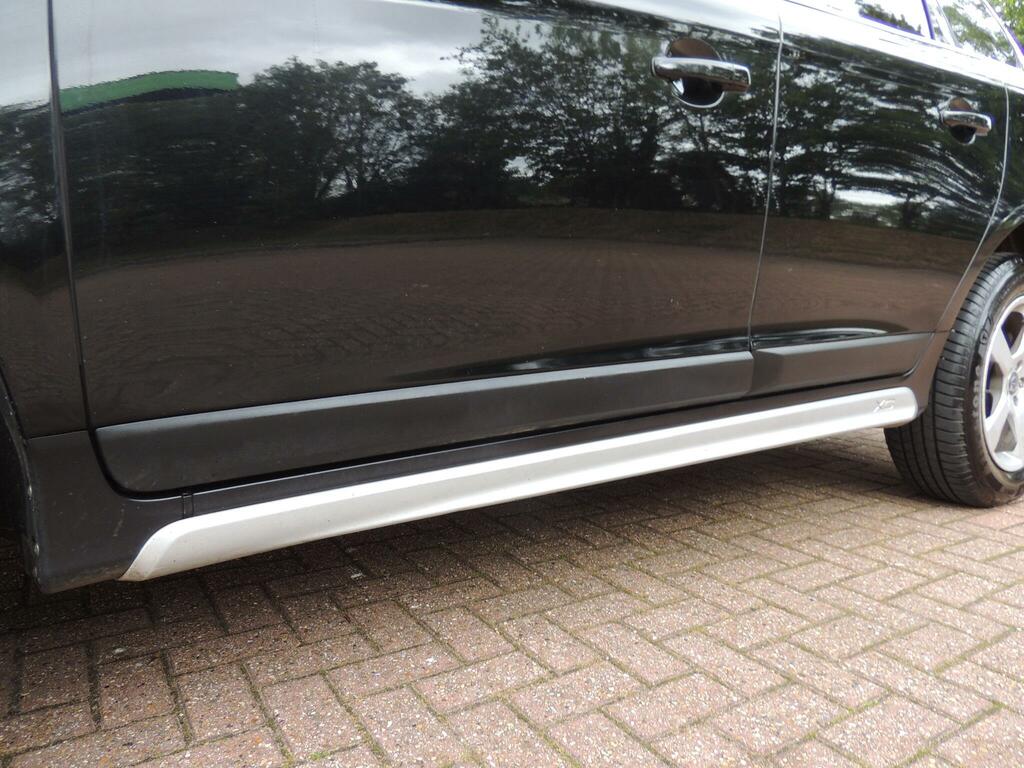 Volvo XC60 D4 Se Lux Black #28