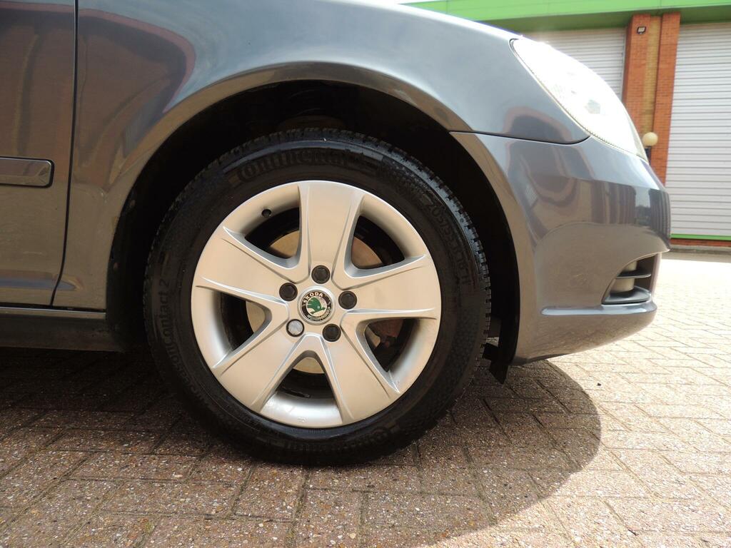 Skoda Octavia 1.6 Tdi Se Euro 5  #34