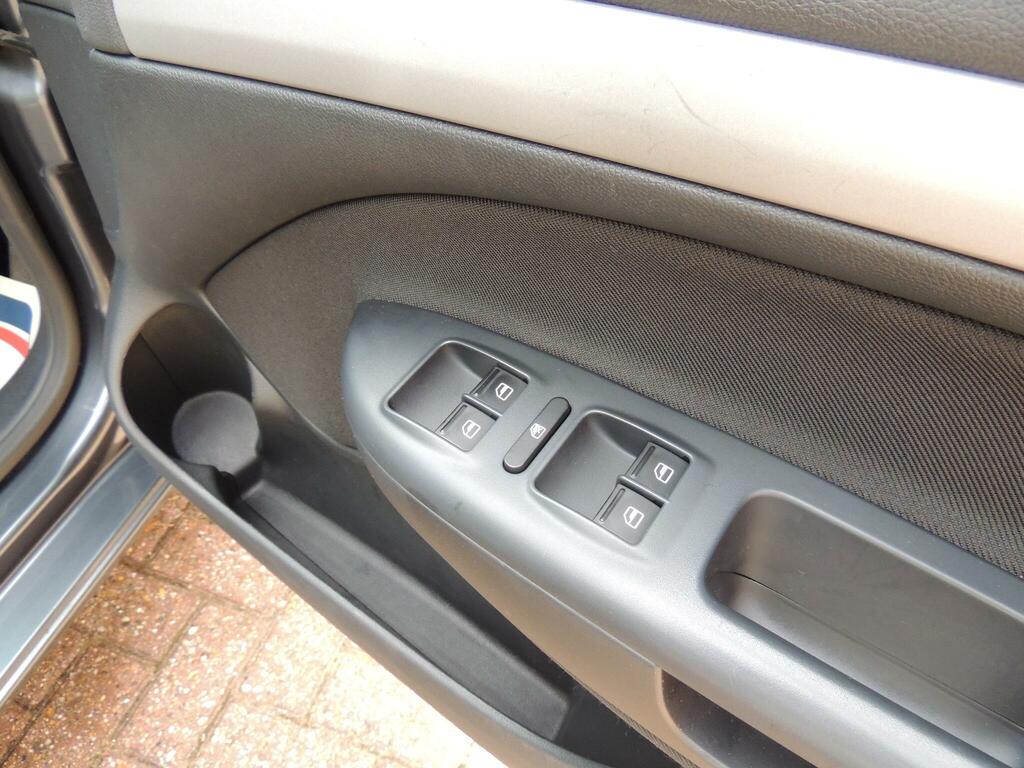 Skoda Octavia 1.6 Tdi Se Euro 5  #43