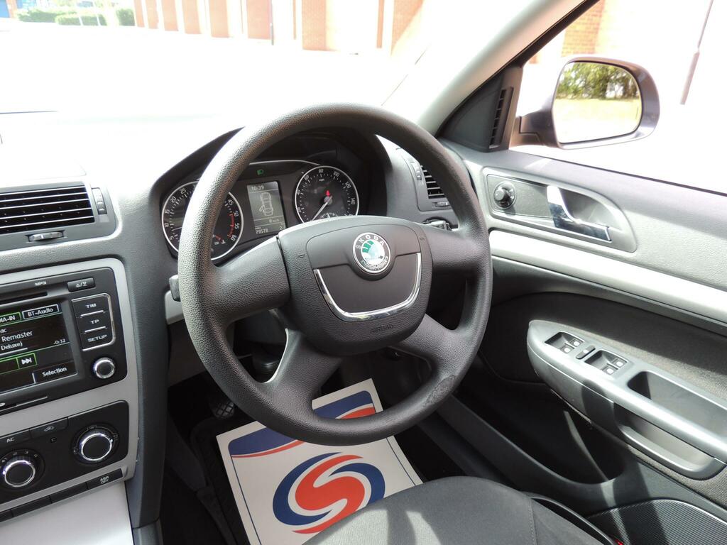 Skoda Octavia 1.6 Tdi Se Euro 5  #71