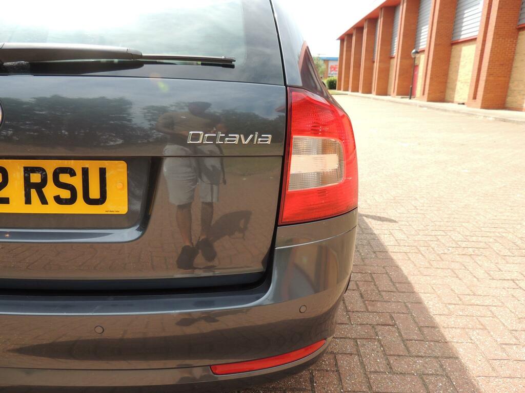 Skoda Octavia 1.6 Tdi Se Euro 5  #37