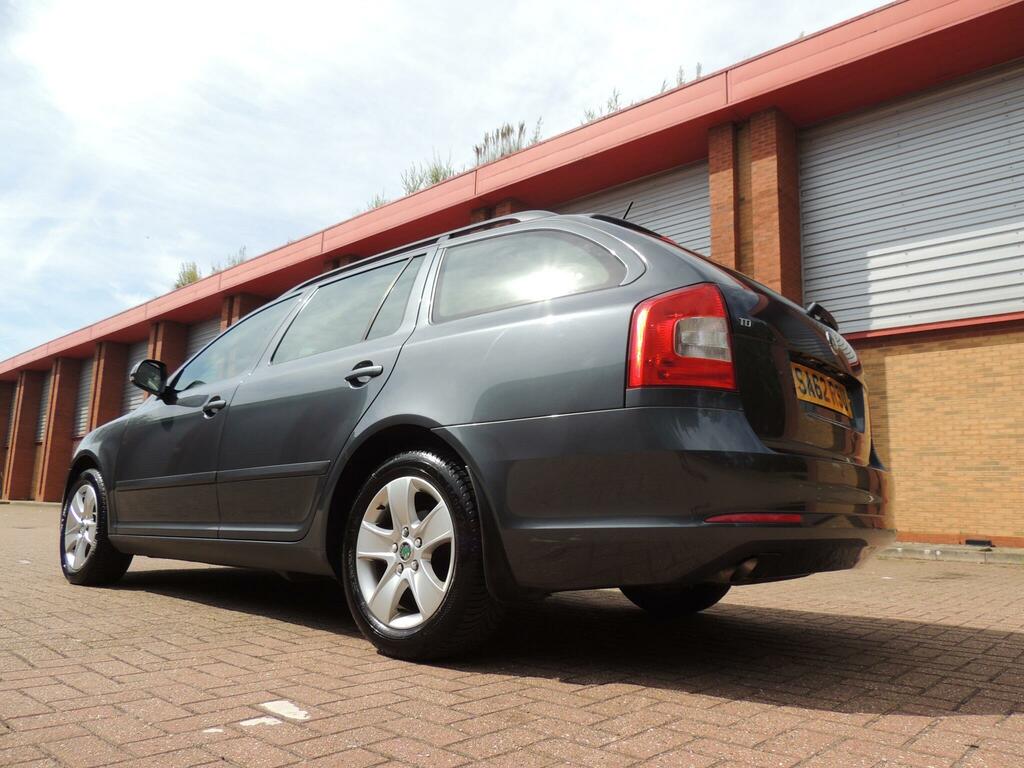 Skoda Octavia 1.6 Tdi Se Euro 5  #25