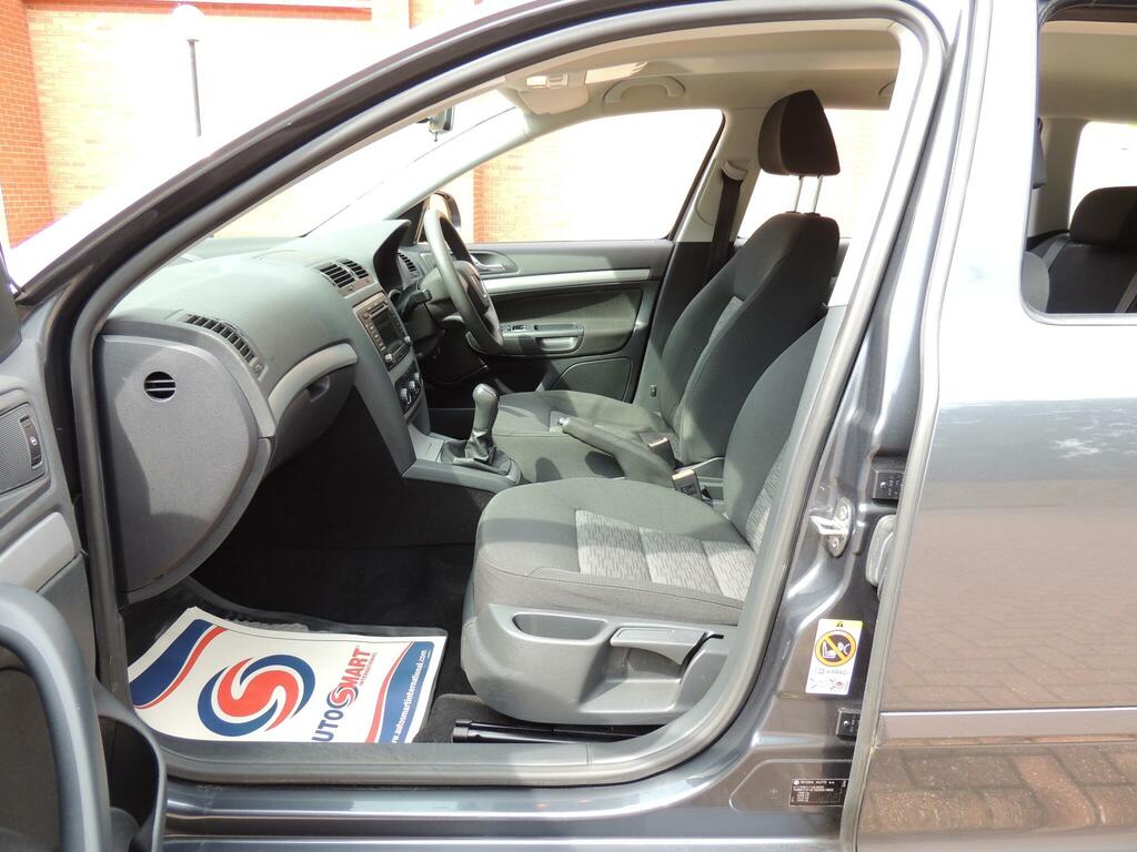 Skoda Octavia 1.6 Tdi Se Euro 5  #74