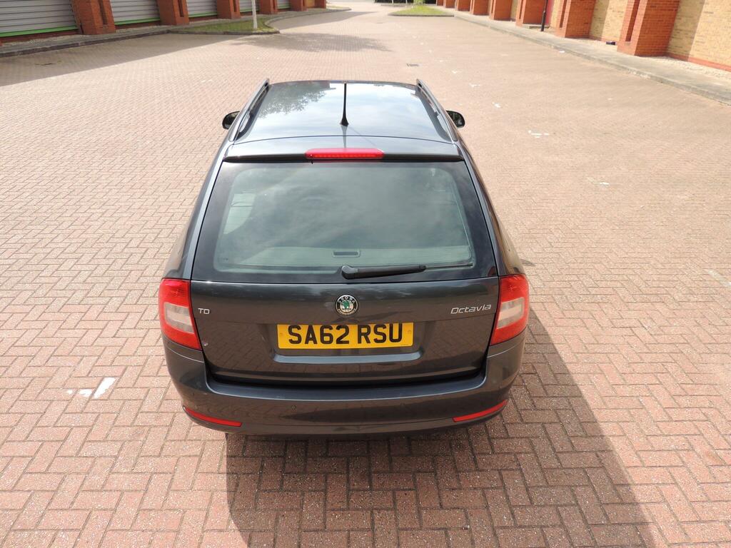 Skoda Octavia 1.6 Tdi Se Euro 5  #20