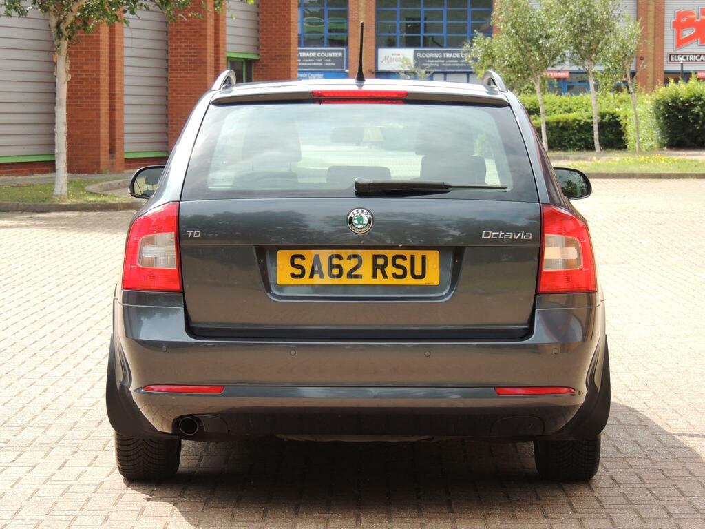 Skoda Octavia 1.6 Tdi Se Euro 5  #21