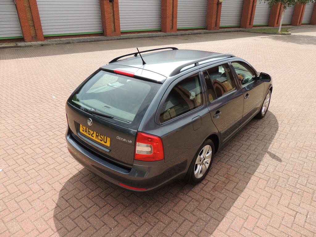 Skoda Octavia 1.6 Tdi Se Euro 5  #17