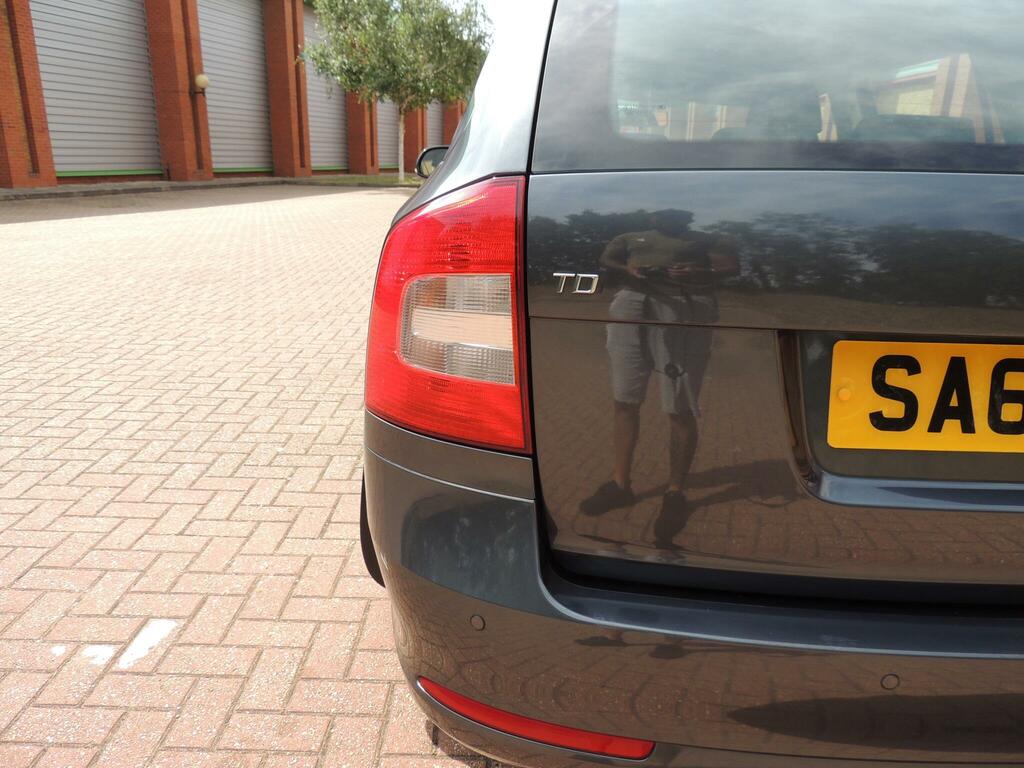 Skoda Octavia 1.6 Tdi Se Euro 5  #38