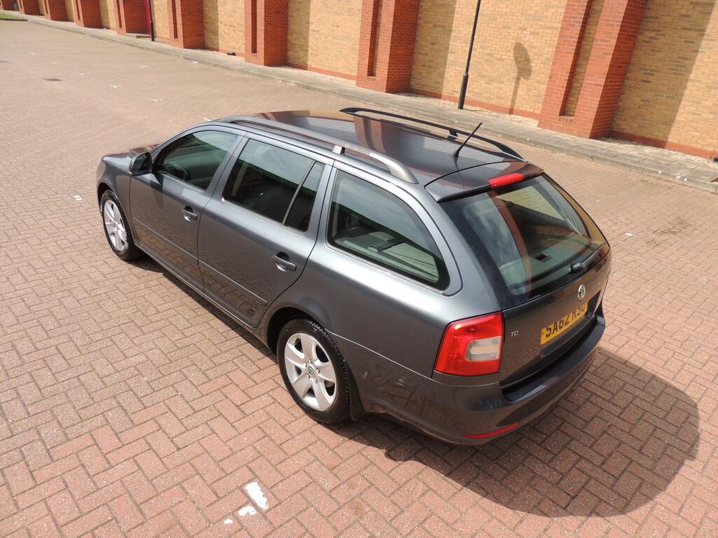 Skoda Octavia 1.6 Tdi Se Euro 5  #24
