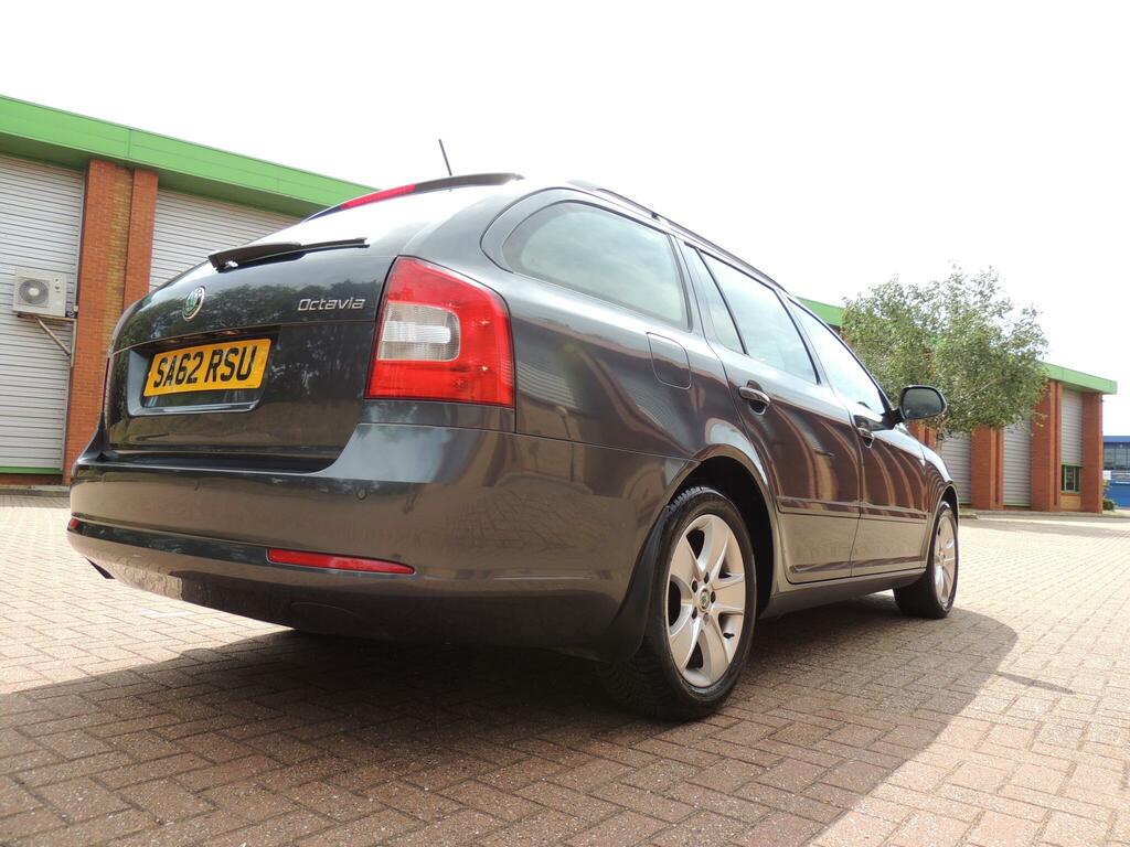 Skoda Octavia 1.6 Tdi Se Euro 5  #18