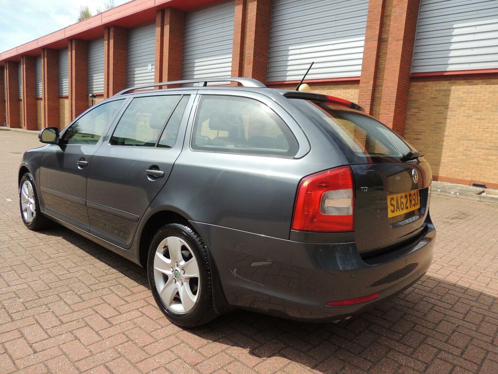 Skoda Octavia 1.6 Tdi Se Euro 5  #23
