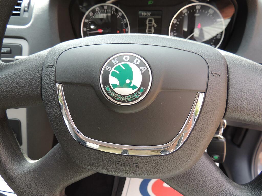 Skoda Octavia 1.6 Tdi Se Euro 5  #47