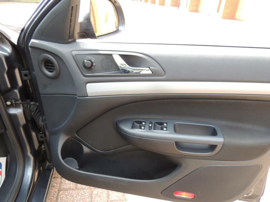 Skoda Octavia 1.6 Tdi Se Euro 5  #42